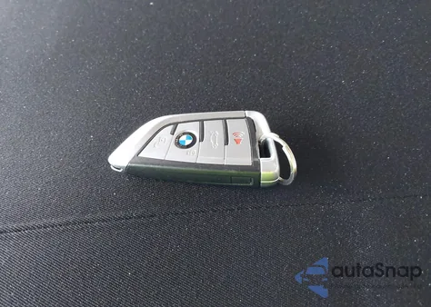 2022 BMW M850I xDrive z USA, uszkodzony, nr VIN WBAFY4C09NCJ39133